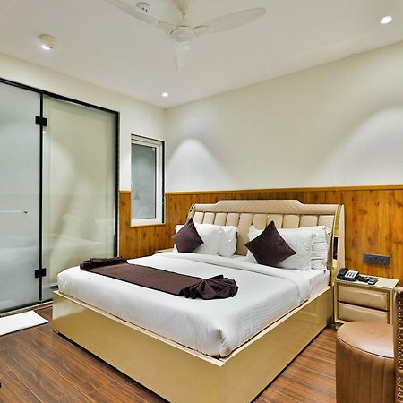 Clay Inn Hotels, Paschim Vihar Delhi  Extérieur photo