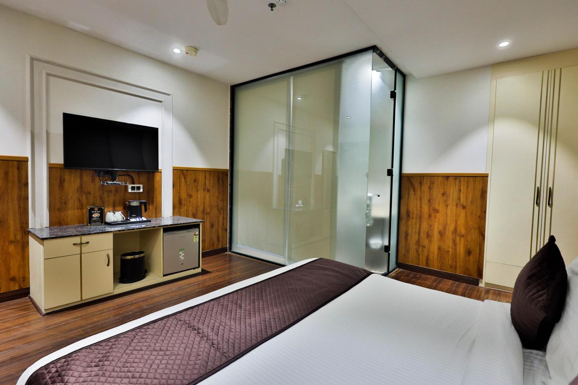 Clay Inn Hotels, Paschim Vihar Delhi  Extérieur photo